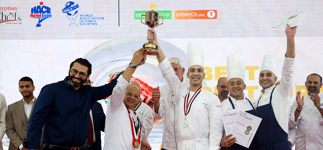 الفائزون في مسابقات الطهي الحي جمعية الطهاة المصريين بمعرض هيس 2023